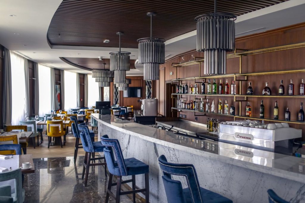 Where to Stay on Belgrade - The Chic Bar of the Hotel Centar No. 1